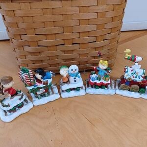 Peanuts Christmas Train By Danbury Mint